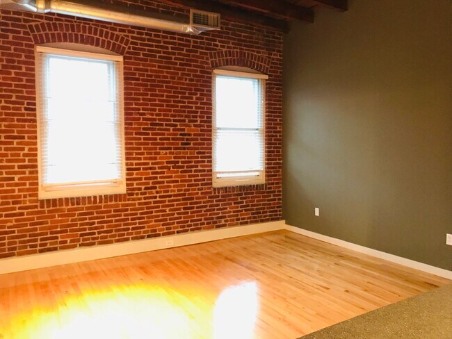 Foto del edificio - 425 N Prince St