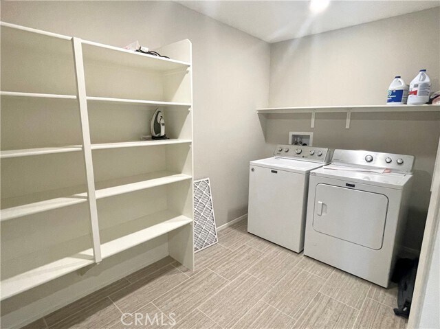 Building Photo - 30369 Village Terrace Dr