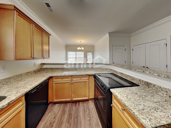 Foto del edificio - 3032 Ivy Brook Pl