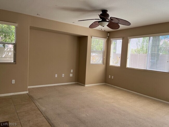 Foto del edificio - 6067 W Dewey Dr