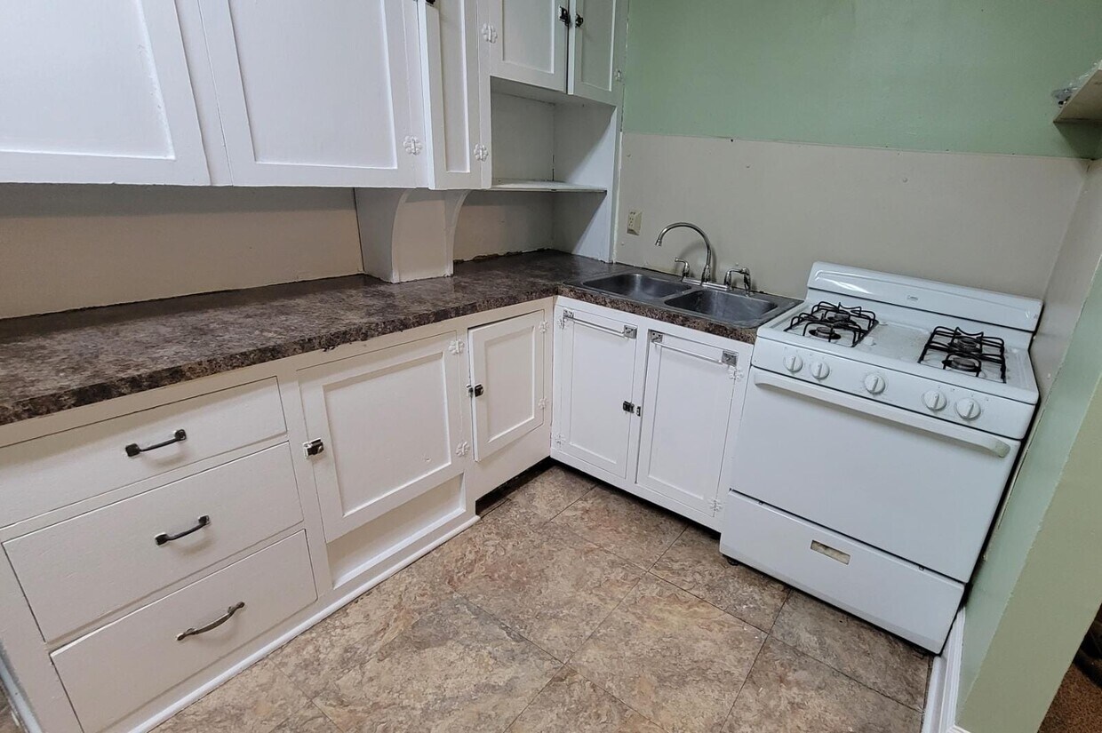 Foto del edificio - 126 W William St