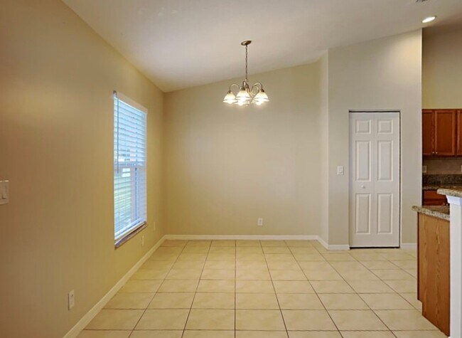 Foto del edificio - 1389 SW Prairie Cir