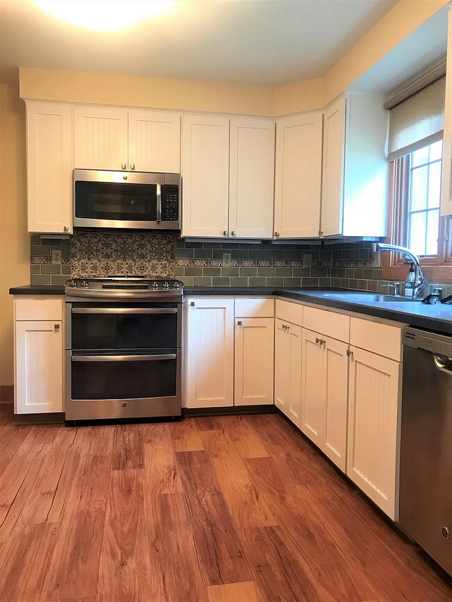 Foto del edificio - 4322 Keating Ter