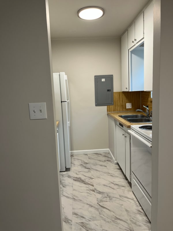 Photo - 800 S Thistle St Townhome