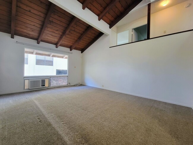 Building Photo - For Rent: Split level 4 bedroom, 2 bathroom with 2 car garage in Aiea