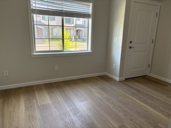 Foto del edificio - River Terrace Townhome