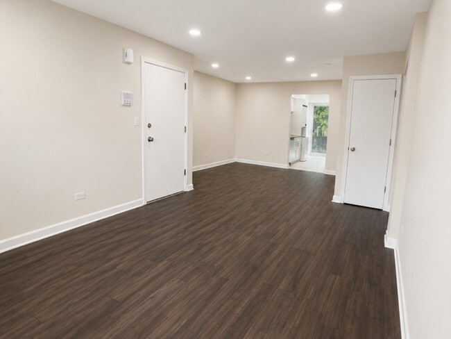 Building Photo - 228 E Rimini Ct