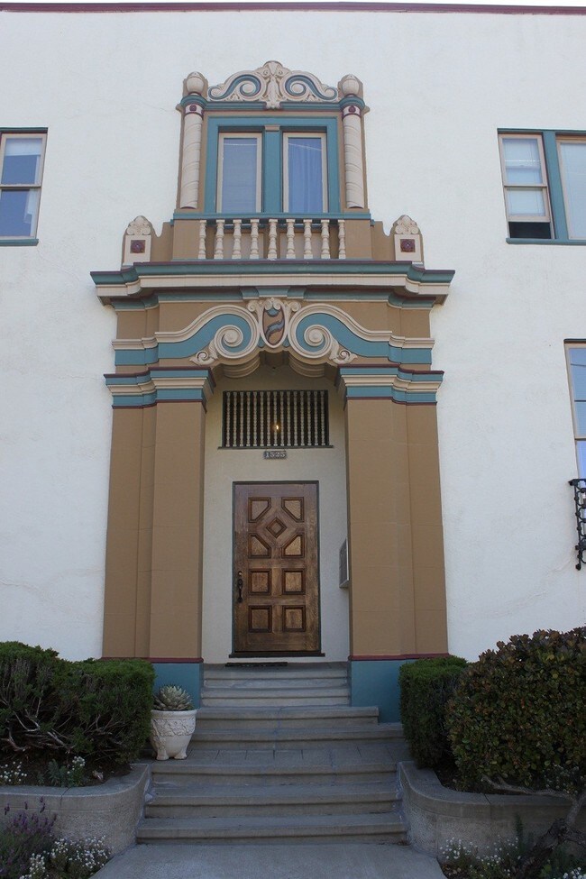 Building Photo - 1525 Arch St