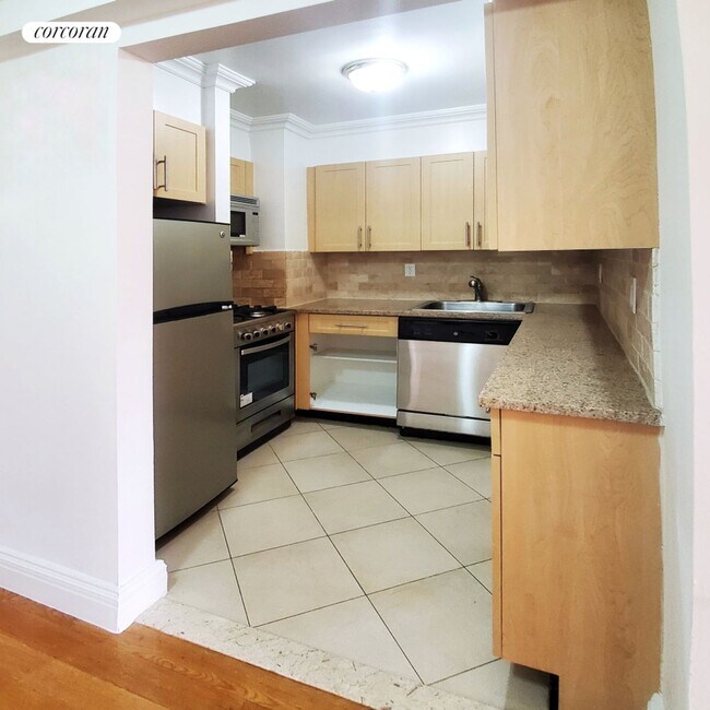 Foto del edificio - 401 W 56th St