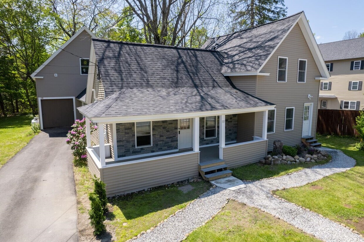 333 Lake St, Bristol, NH 03222 House Rental in Bristol, NH