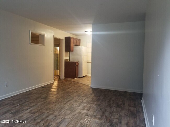 Foto del edificio - 3462 Freedom Way
