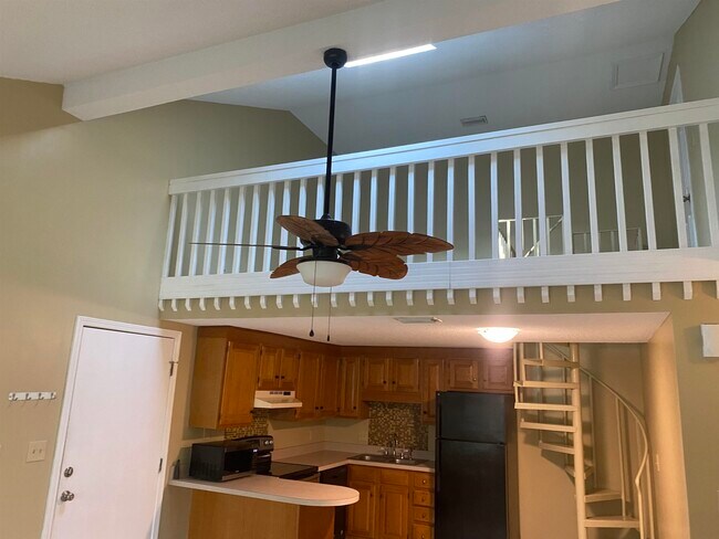 Foto del edificio - 1206 Tiffany Ln