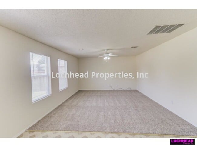 Foto del edificio - *****4 BEDROOM HOME IN LITTLE ELM****