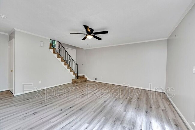 Foto del edificio - 3425 Mountainside Rd