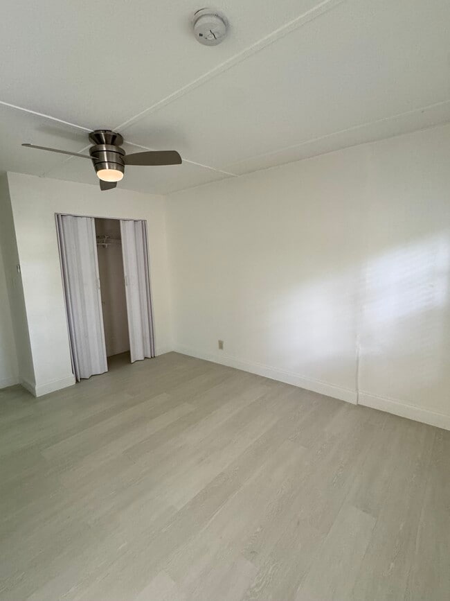Foto del edificio - 943 Almeria Rd