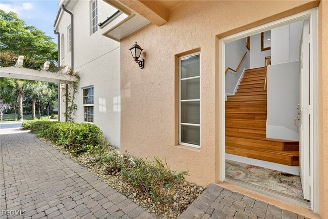 Building Photo - 8625 Via Rapallo Dr