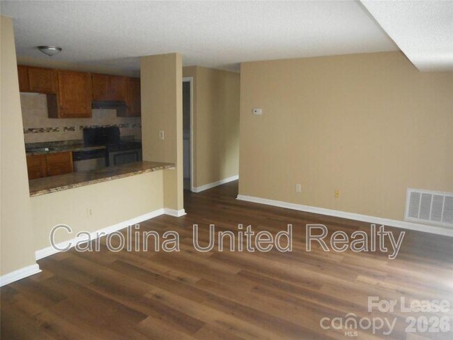 Foto del edificio - 9329 Old Concord Rd