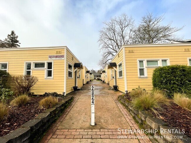 Foto del edificio - 2024 Emerald St