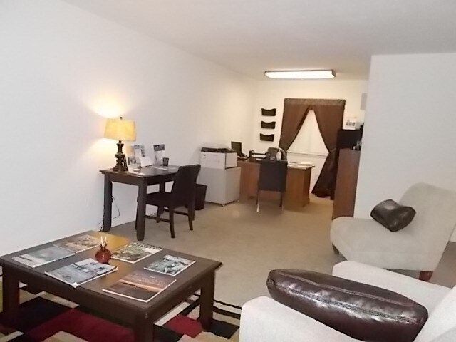 Foto principal - Oakland Square Apartments