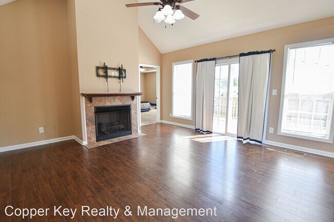 Building Photo - 3 br, 2 bath House - 1029 Freedom Drive