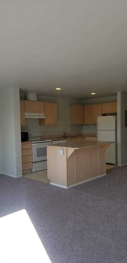 Primary Photo - 3047 14th Ave W
