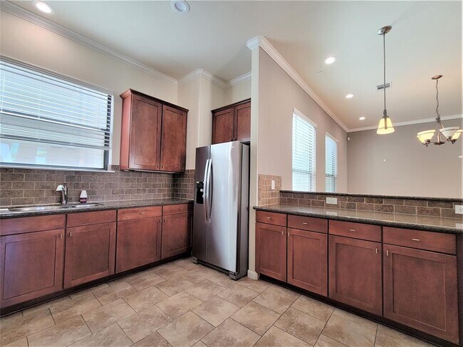 Building Photo - 4217 Koehler St