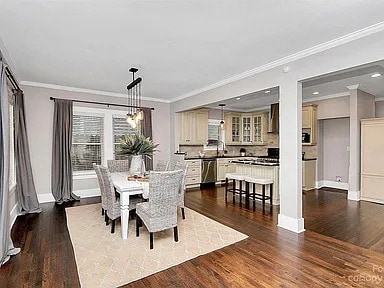 Building Photo - 1920 Woodcrest Ave