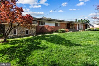 Building Photo - 3800 Military Rd