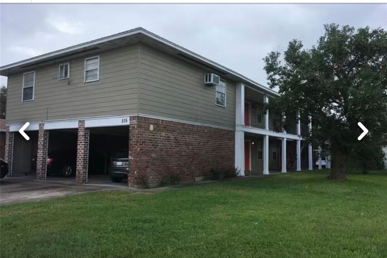 115 The Strand Unit 115 Strand st Apt 4, Galveston, TX 77550 Room