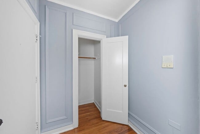 Foto del edificio - 1361 W Estes Ave