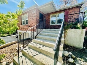 Building Photo - 234 W Pueblo St