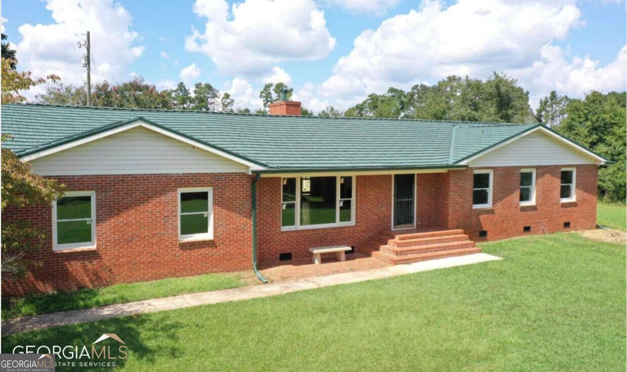 2490 Rat Kinney Rd, Statham, GA 30666 House Rental in Statham, GA