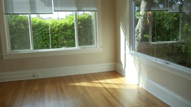 Building Photo - 8 bedroom in Seattle WA 98105