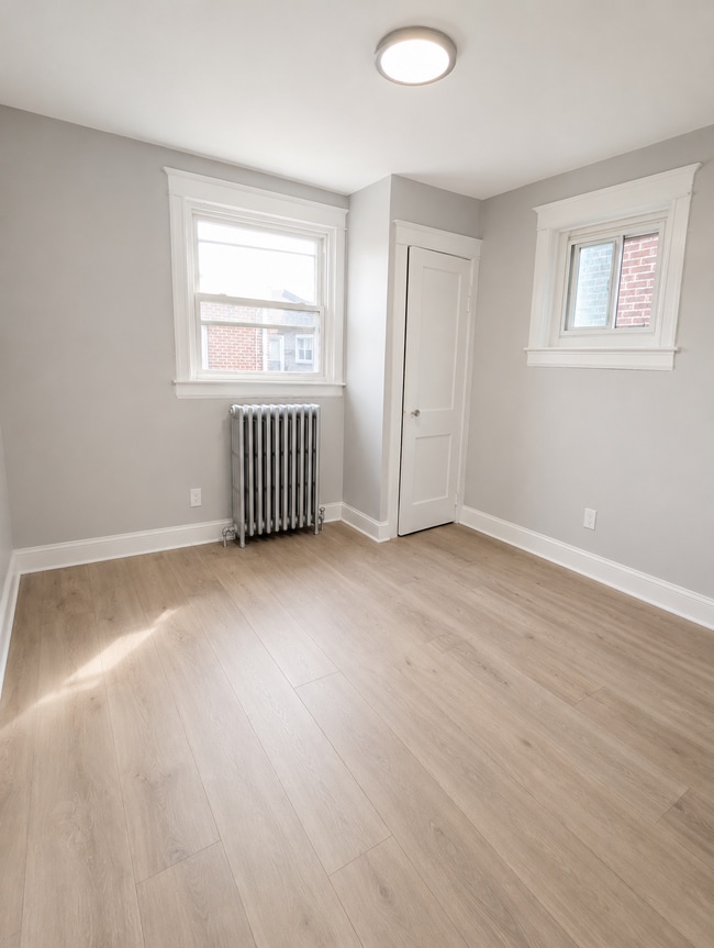 Bedroom - 6229 N Bouvier St