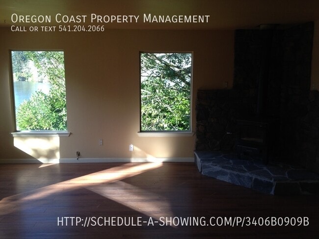 Building Photo - 4262 Siletz Hwy