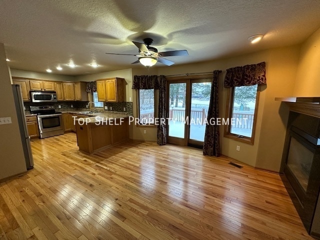 Building Photo - 737 E 23rd St N