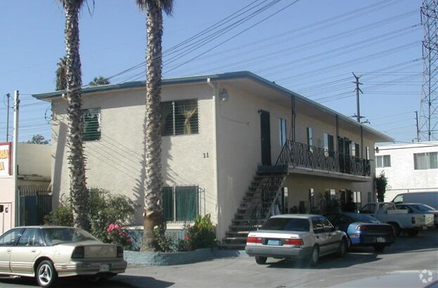 6901 - 6911 Long Beach Blvd - 6901 Long Beach Blvd