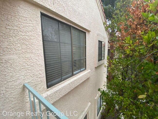 Building Photo - 1 br, 1 bath House - 4823 S. Torrey Pines ...