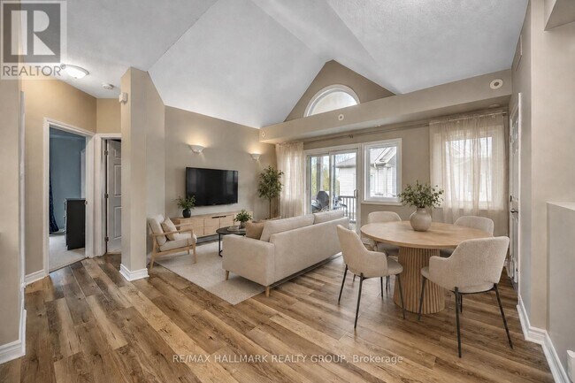 Photo du bâtiment - 1109 Stittsville Main St