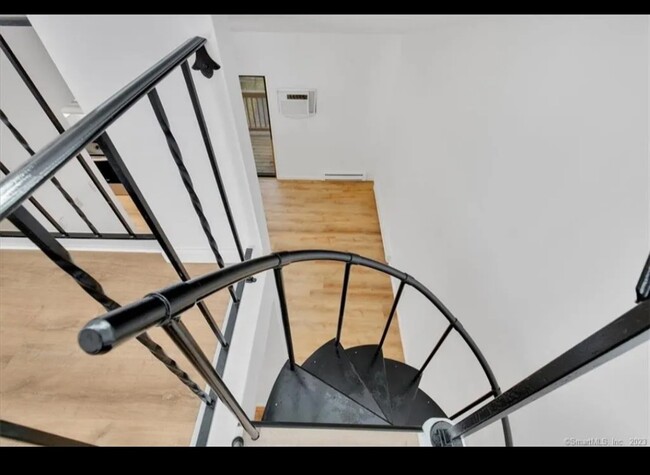 Loft stairs - 174 Burgundy Hill Ln
