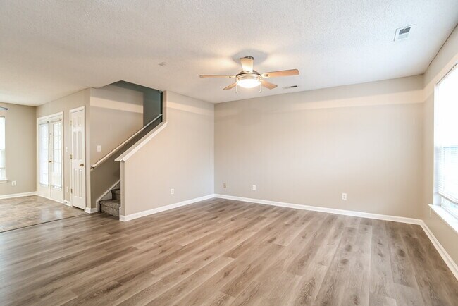 Foto del edificio - 14327 O'Casey Ln