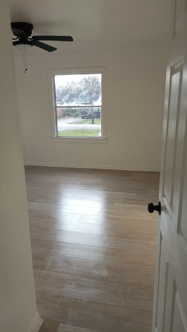 Foto del edificio - 4730 Galveston St