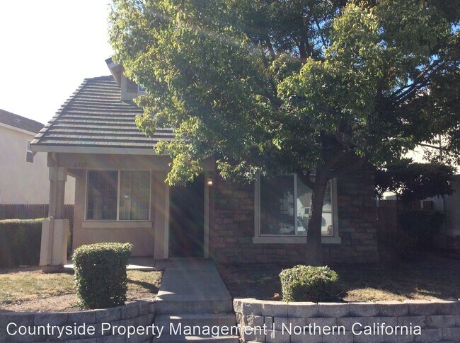 Building Photo - 3 br, 2.5 bath House - 6939 Montauban Avenue