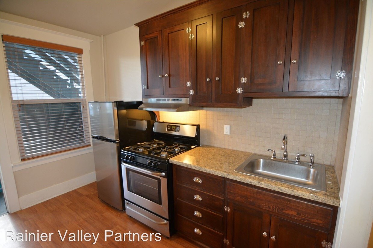 Foto principal - 1002 Earnest S Brazill St