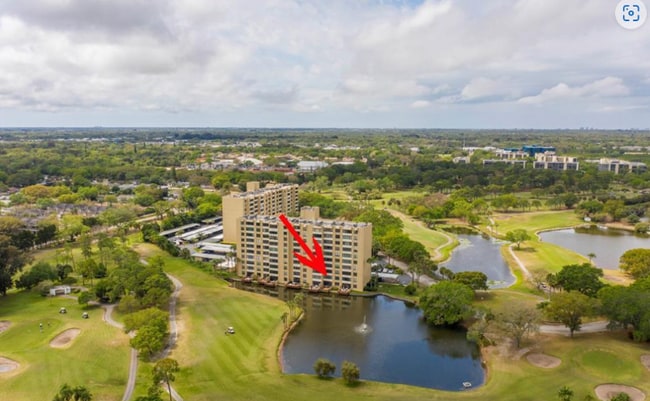 Building Photo - 2620 Cove Cay Dr