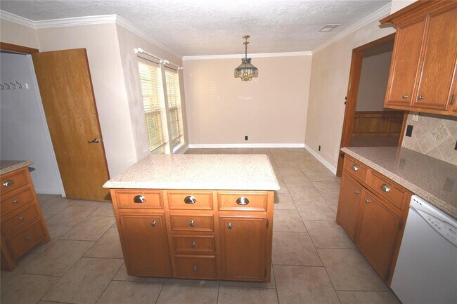 Foto del edificio - 314 Raintree Ln