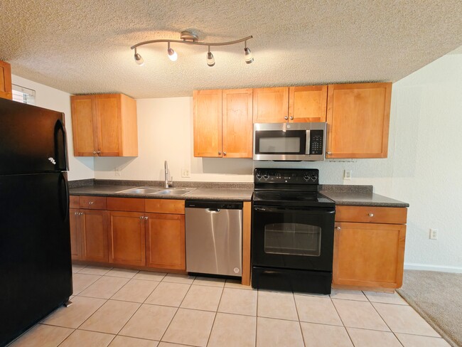 Building Photo - 1810 NW 23rd Blvd