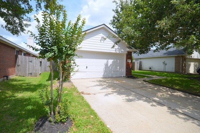 Building Photo - 8311 Kingsbridge Meadow Dr