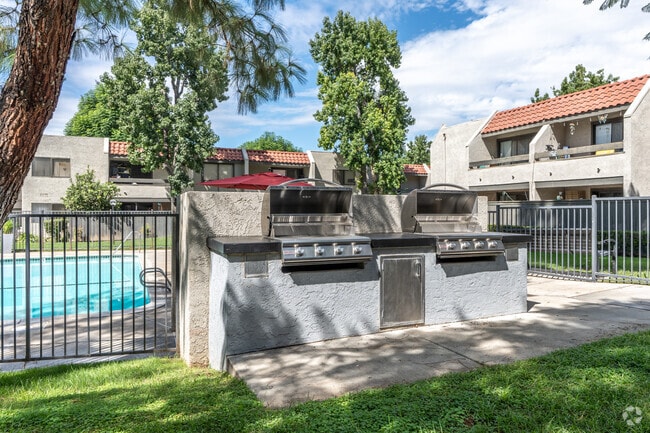 Barbacoa al aire libre - Concord Village