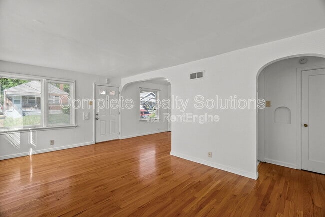 Building Photo - 6605 Barken Ave